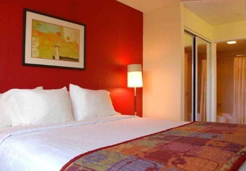 Residence Inn By Marriott Mcallen Room photo